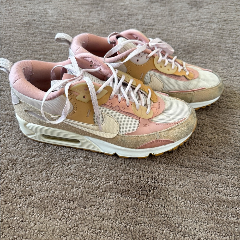 Nike Women Air Max 90 Futura Sneaker in Sandrift